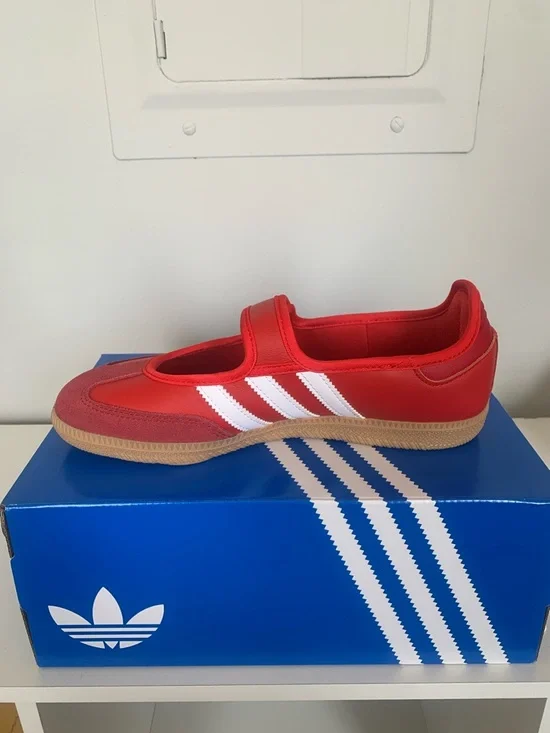 Samba Jane Shoes - Red - Picture 3 of 7